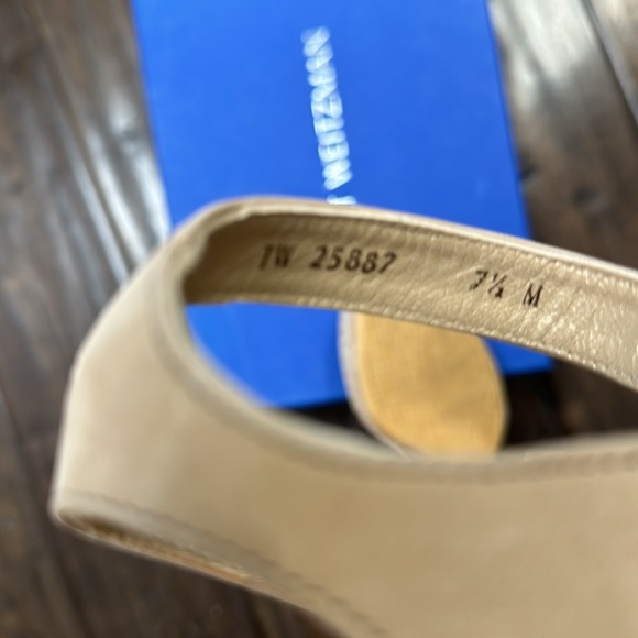Stuart Weitzman wedge- EUC 7.5 - Picture 7 of 8